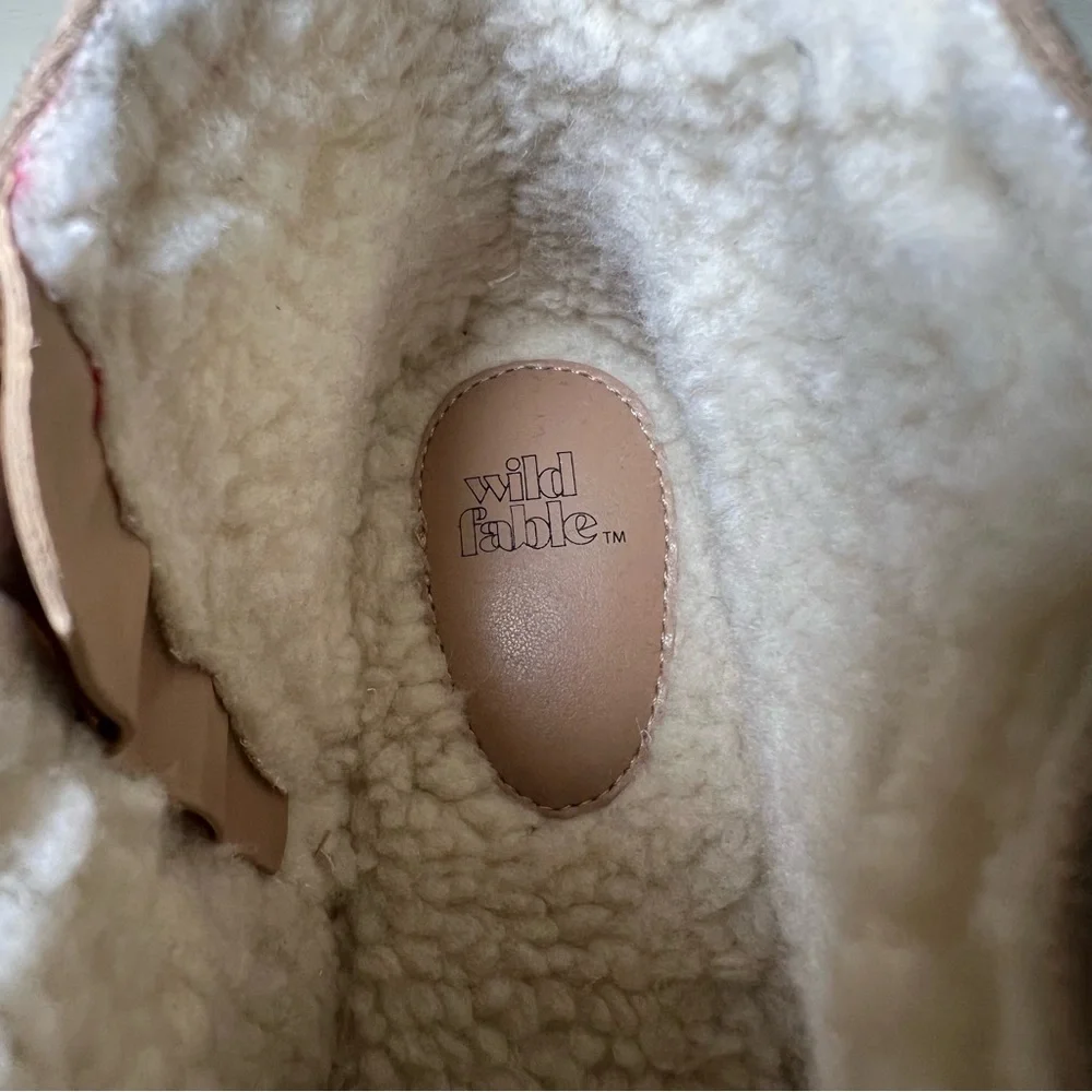Wild Fable Boots Missy 8 Beige Glitter Ankle Platform Memory Foam NWOT